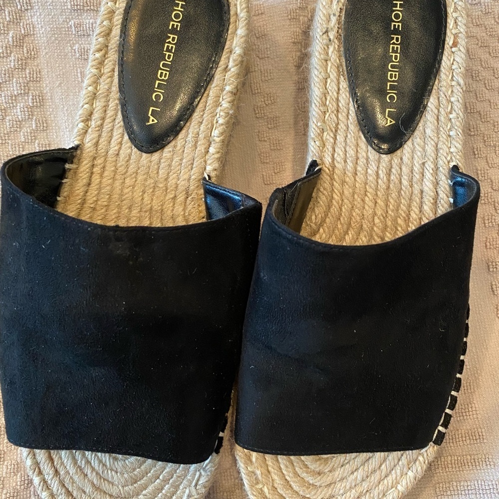 Women’s shoes